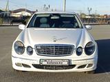 Mercedes-Benz E 280 2005 годаүшін4 900 000 тг. в Актау – фото 2