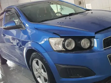 Chevrolet Aveo 2015 года за 4 490 000 тг. в Костанай – фото 2