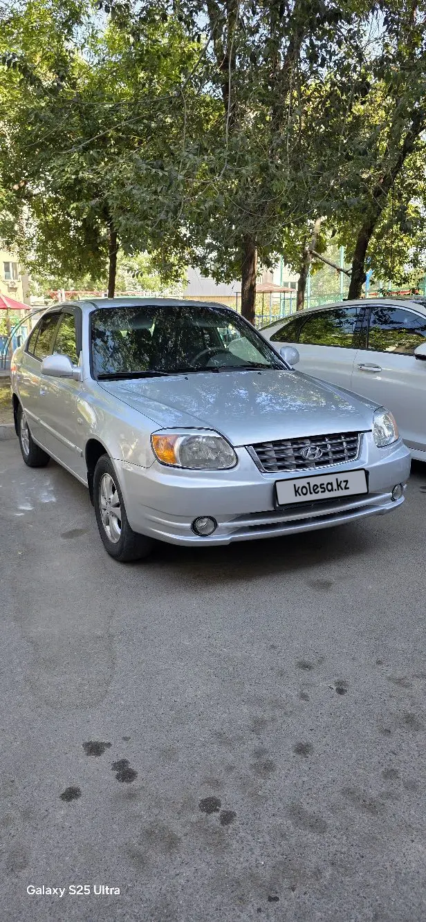 Hyundai Accent, 2004