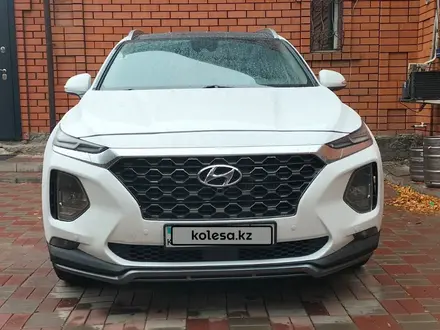 Hyundai Santa Fe 2019 года за 12 800 000 тг. в Павлодар – фото 2