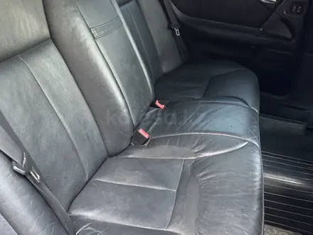 Mercedes-Benz E 320 1997 года за 2 700 000 тг. в Алматы – фото 8