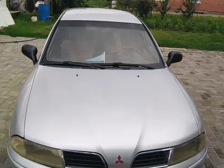 Mitsubishi Carisma 2002 года за 2 100 000 тг. в Актобе – фото 4