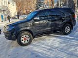 Toyota Fortuner 2005 года за 7 700 000 тг. в Усть-Каменогорск – фото 3