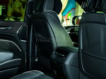 Cadillac Escalade 2023 года за 57 000 000 тг. в Астана – фото 38