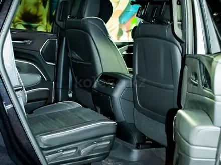 Cadillac Escalade 2023 года за 57 000 000 тг. в Астана – фото 39
