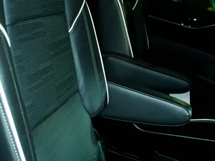 Cadillac Escalade 2023 года за 57 000 000 тг. в Астана – фото 40