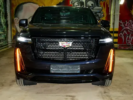 Cadillac Escalade 2023 года за 57 000 000 тг. в Астана – фото 11