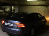 Skoda Superb 2013 года за 5 300 000 тг. в Астана – фото 2
