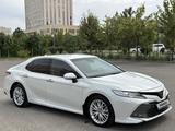 Toyota Camry 2020 года за 15 000 000 тг. в Шымкент – фото 2