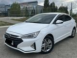 Hyundai Elantra 2019 годаүшін8 200 000 тг. в Актобе – фото 2