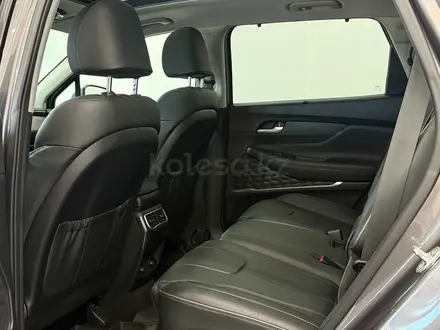 Hyundai Santa Fe High-Tech 2023 года за 16 490 000 тг. в Астана – фото 11