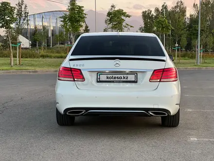 Mercedes-Benz E 200 2014 года за 12 300 000 тг. в Алматы – фото 19