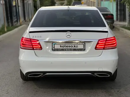 Mercedes-Benz E 200 2014 года за 12 300 000 тг. в Алматы – фото 25