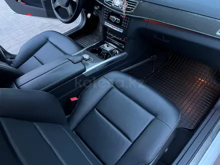 Mercedes-Benz E 200 2014 года за 12 300 000 тг. в Алматы – фото 36