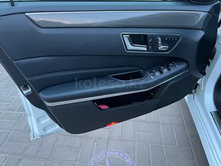 Mercedes-Benz E 200 2014 года за 12 300 000 тг. в Алматы – фото 49