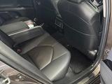 Toyota Camry 2018 года за 14 350 000 тг. в Экибастуз – фото 4