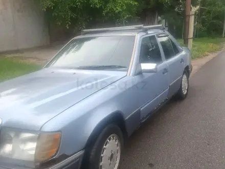 Mercedes-Benz E 230 1992 года за 650 000 тг. в Алматы – фото 4