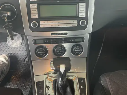 Volkswagen Passat 2008 года за 5 300 000 тг. в Алматы – фото 9