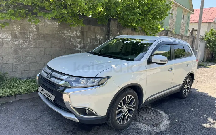 Mitsubishi Outlander 2015 годаүшін10 500 000 тг. в Алматы