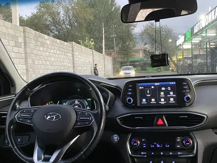 Hyundai Santa Fe 2020 года за 12 000 000 тг. в Алматы – фото 6