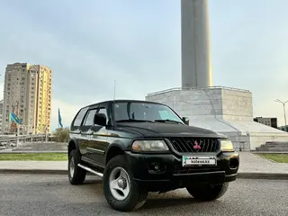 Mitsubishi Montero Sport