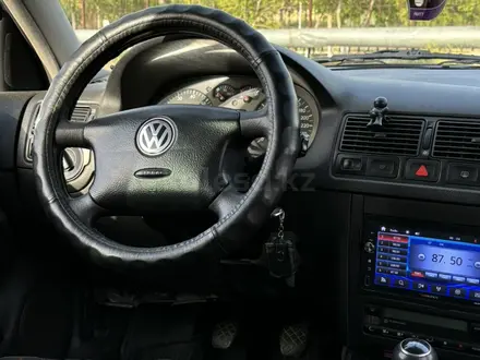 Volkswagen Golf 2002 года за 2 200 000 тг. в Караганда – фото 17