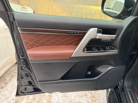 Toyota Land Cruiser 2018 года за 48 500 000 тг. в Астана – фото 11