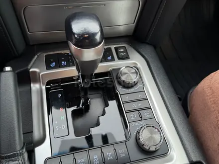 Toyota Land Cruiser 2018 года за 48 500 000 тг. в Астана – фото 19