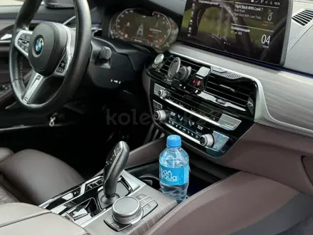BMW 530 2021 года за 25 500 000 тг. в Алматы – фото 8