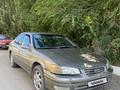 Toyota Camry 2000 года за 3 000 000 тг. в Семей – фото 2