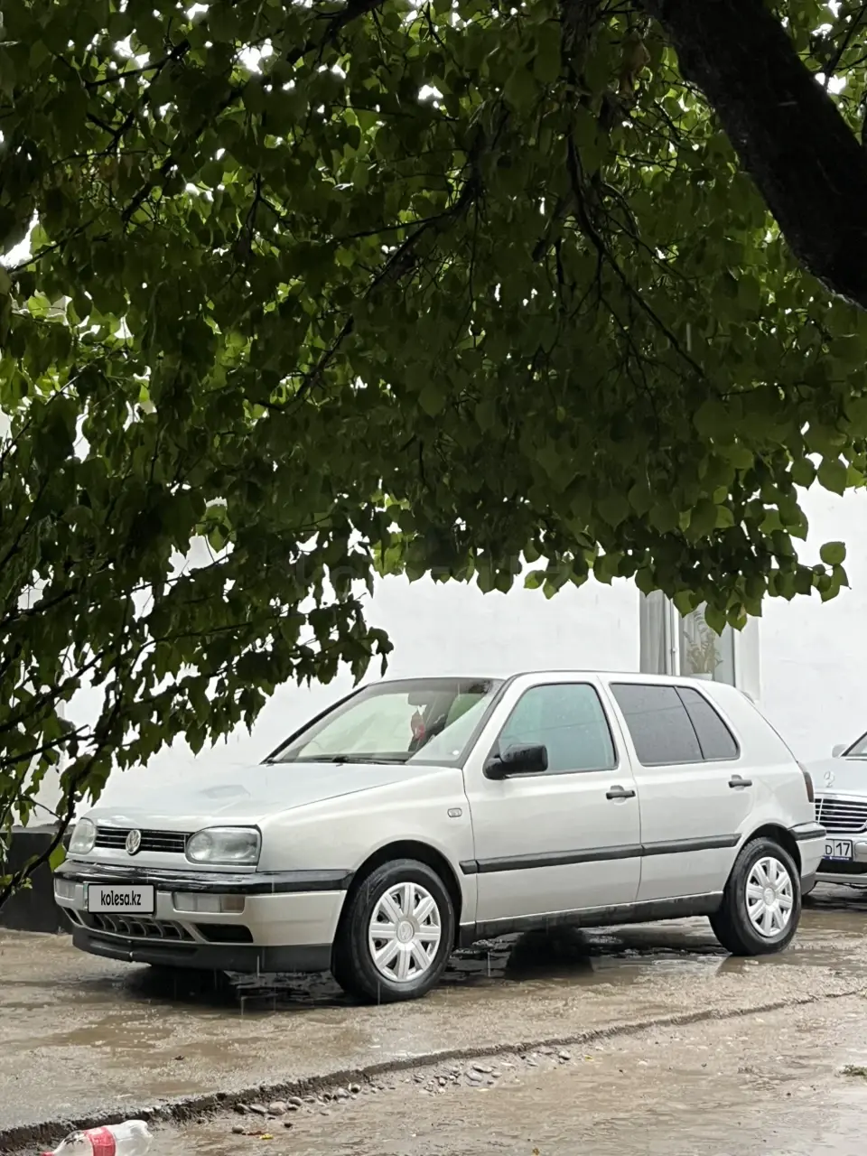 Volkswagen Golf, 1998