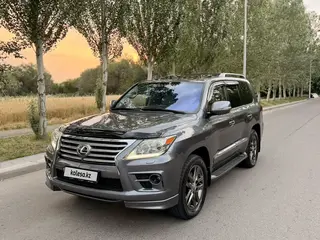 Lexus LX 570