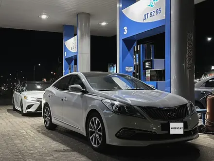 Hyundai Grandeur 2015 года за 9 300 000 тг. в Шымкент – фото 10