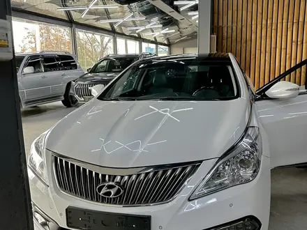 Hyundai Grandeur 2015 года за 9 300 000 тг. в Шымкент – фото 8