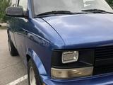 Chevrolet Astro 1996 года за 2 500 000 тг. в Алматы – фото 3
