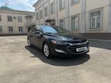 Chevrolet Malibu 2019 года за 10 500 000 тг. в Алматы – фото 3
