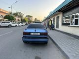 Volkswagen Vento 1993 года за 1 400 000 тг. в Алматы – фото 2