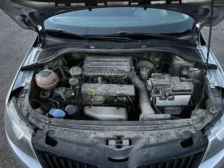 Skoda Rapid 2014 года за 4 100 000 тг. в Алматы – фото 16