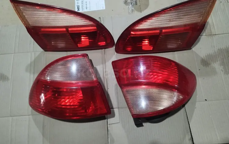 Задние фонари на Toyota Avensis t22. за 3 513 тг. в Шымкент
