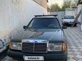 Mercedes-Benz E 230 1990 года за 1 300 000 тг. в Шымкент