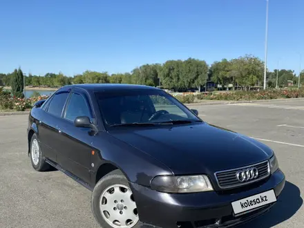 Audi A4 1994 годаүшін1 600 000 тг. в Талдыкорган