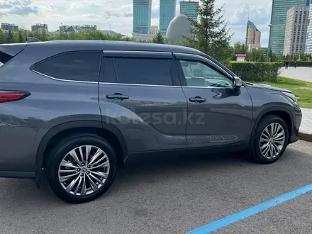 Toyota Highlander 2021 года за 27 000 000 тг. в Астана – фото 9