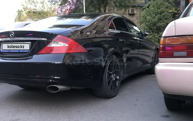 Mercedes-Benz CLS 350 2005 годаfor7 000 000 тг. в Алматы