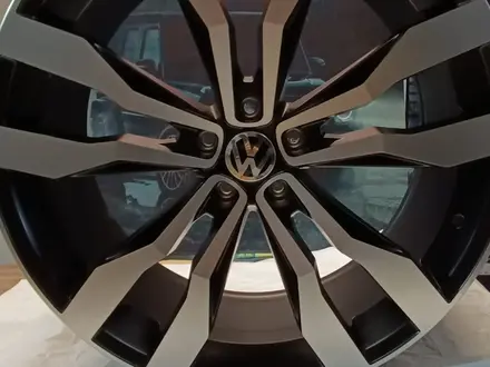 Разноширокие диски на BMW R21 5 112 BP за 700 000 тг. в Уральск – фото 12