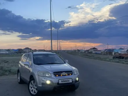 Chevrolet Captiva 2007 года за 4 000 000 тг. в Индерборский – фото 3