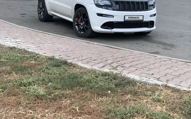 Jeep Grand Cherokee 2013 года за 20 000 000 тг. в Уральск