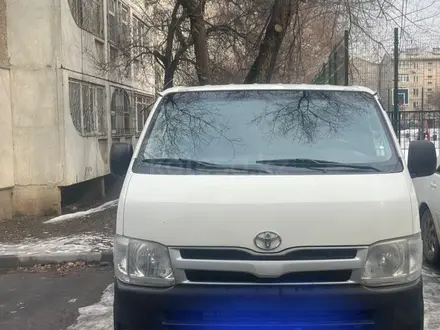 Toyota Hiace 2012 года за 8 500 000 тг. в Алматы