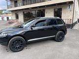 Volkswagen Touareg 2006 годаүшін5 600 000 тг. в Алматы – фото 4