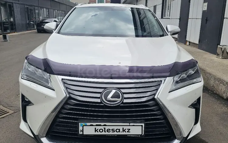 Lexus RX 200t 2018 года за 21 000 000 тг. в Астана