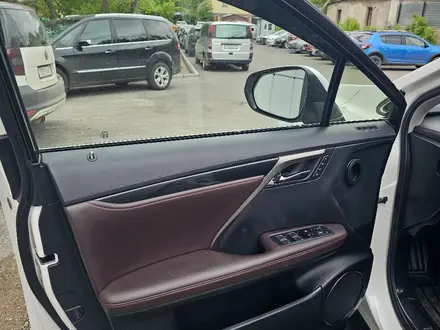 Lexus RX 200t 2018 года за 21 000 000 тг. в Астана – фото 8
